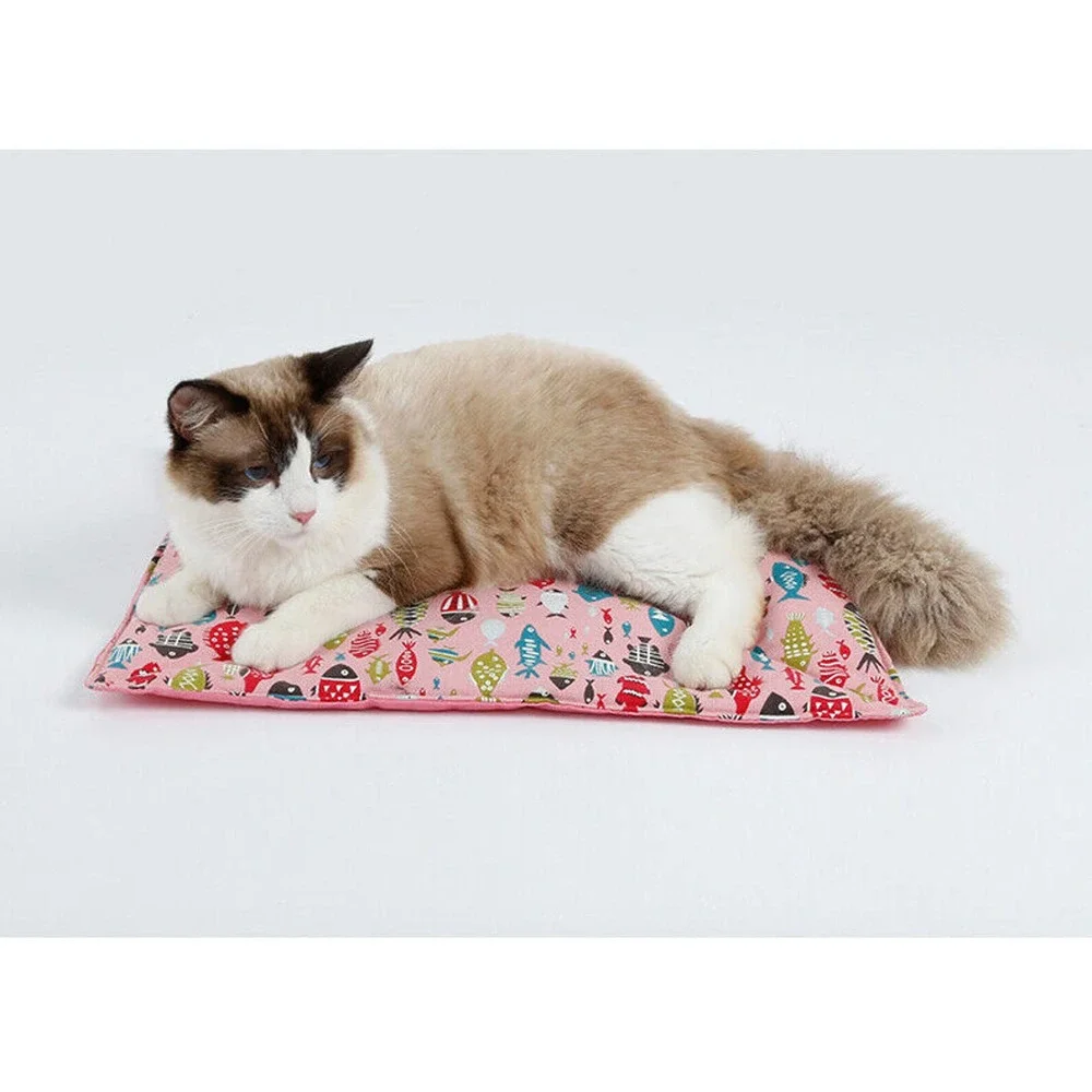 Pink Crate Liner for Cats or Dogs with Cute Fish Design (18.5